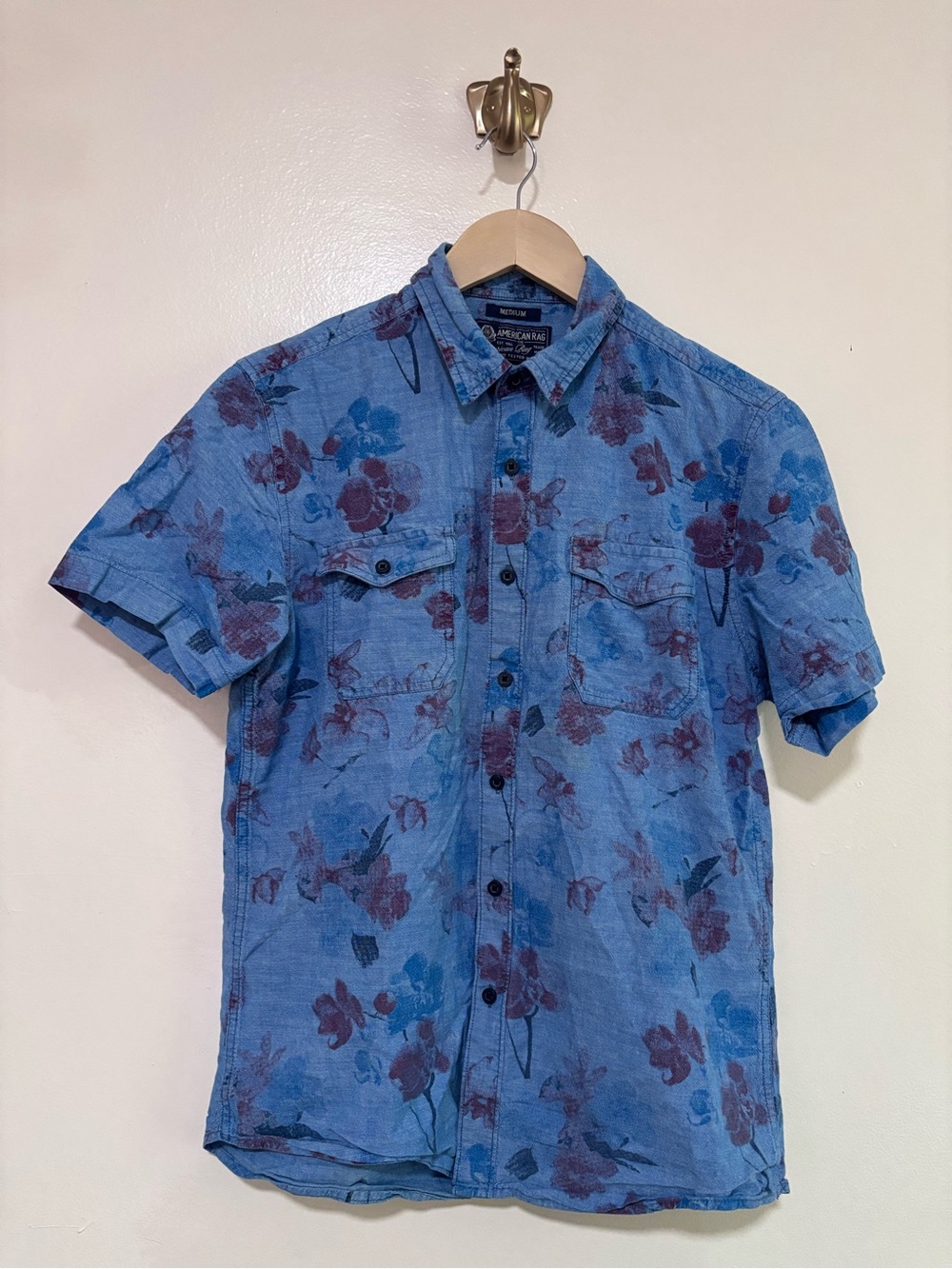 American Rag Blue Floral‎ Short Sleeve Button-Down Shirt